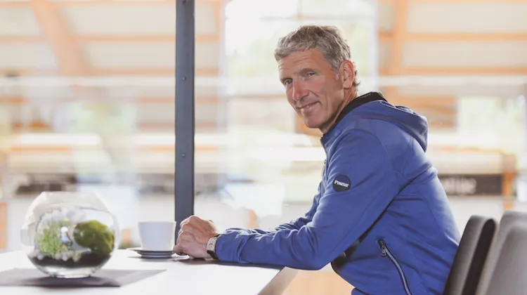 Après l’annonce de la fusion de ses écuries avec celles d’Andreas Helgstrand, géant du commerce de chevaux de dressage, Ludger Beerbaum est plus occupé que jamais.