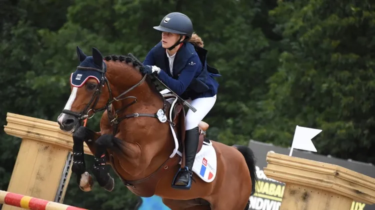 ©poneyas - Romane Orhant  