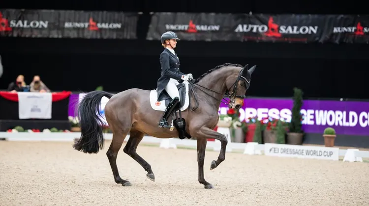 Tout en harmonie, Jessica von Bredow-Werndl a déroulé une excellente reprise avec Dalera BB.