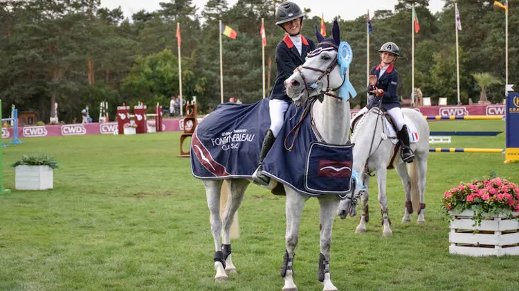 Lola Brionne a ajouté son nom au palmarès du Grand Prix du CSIOP de Fontainebleau, associé à Clémentine.