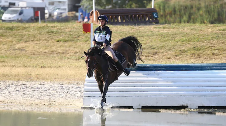 Lisa Gualtieri et O Ma Doue Kersidal en route vers le titre.