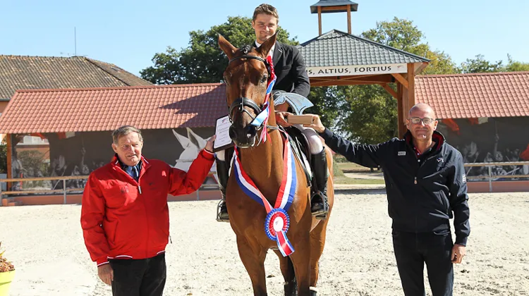 Bakar de l'Ocean LA, champion de France 2018 sous la selle de Lousi Seychal