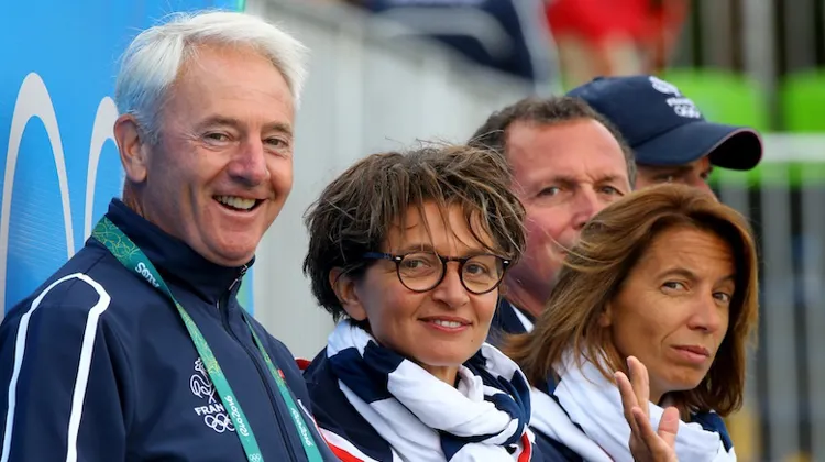 Le sélectionneur national Jan Bemelmans aux côtés de la directrice technique adjointe Emmanuelle Schramm-Rossi et de la directrice technique nationale Sophie Dubourg.