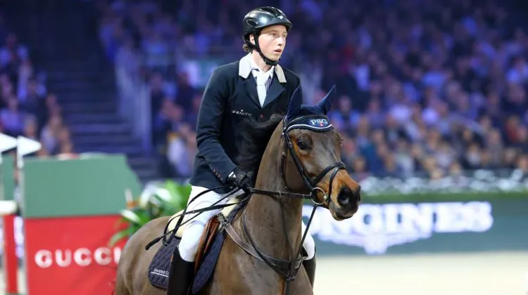 Martin Fuchs vainqueur de l'édition 2014 en selle sur PSG Futur