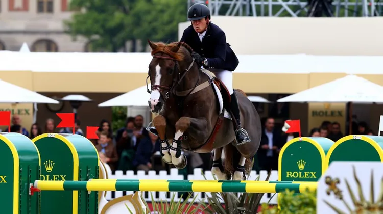 Pedro Veniss et Quabri de l'Isle ont été déconcertants de facilité à Versailles aujourd'hui.