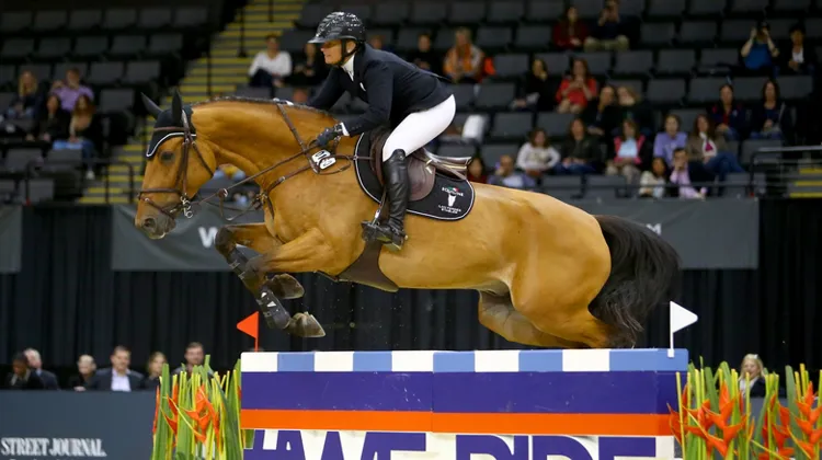 Erynn Ballard décroche sa première victoire dans un Longines Speed Challenge.