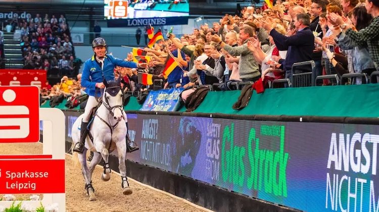 Christian Ahlmann et Caribis Z ont remporté le Grand Prix Coupe du monde de Leipzig au terme d'un barrage haletant.