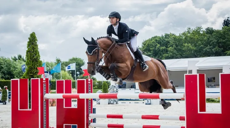 Kent Farrington signe un première sans faute avec Genasis dans l'épreuve d'ouverture du CSI3* du Longines Deauville Classic
