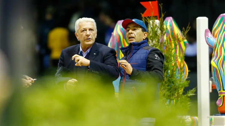 Hervé Godignon est ici aux côtés de René Lopez.