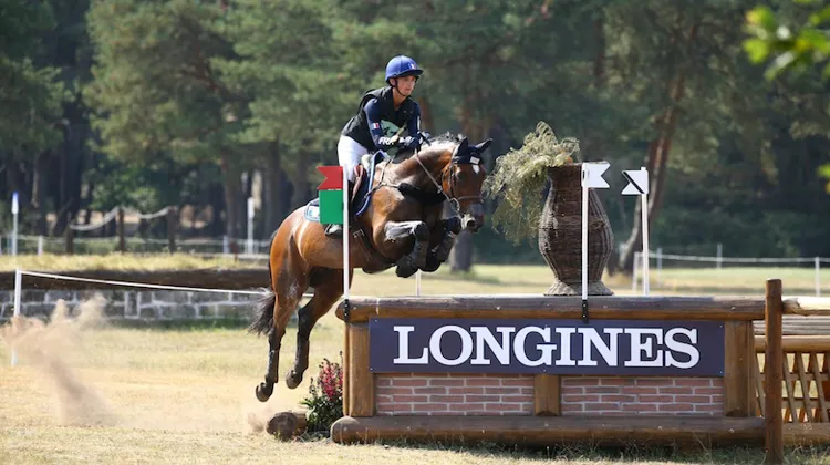 Victor Leveque passe de la cinquième à la première place, cet après-midi, en réalisant un des seuls parcours sans-faute