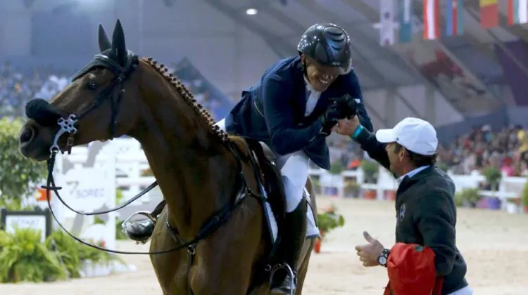 Olivier Robert, vainqueur du Grand Prix CSI 3*-W d'El Jadida avec Quenelle du Py, ne regrette pas d'avoir répondu favorablement à l'invitation de Philippe Rozier. Photo R&B Presse