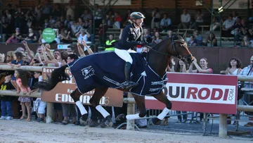 Hale Bob et Ingrid Klimke dans les étoiles à Pau (@ P Chevalier)