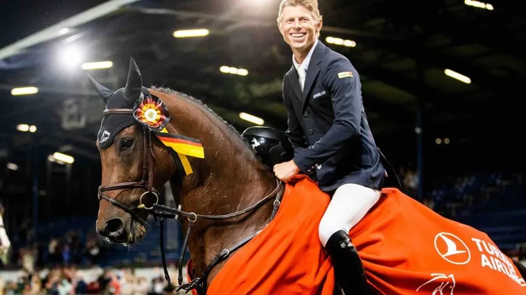 Max Kühner et Elektric Blue P. 