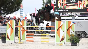 À Lamotte-Beuvron, Brune Faivre a été sacrée Championne de France As Poney Élite Excellence avec Énigme des Prés.