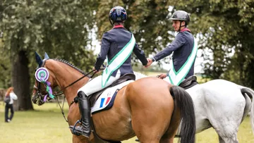 Stéphane Landois a vécu une inoubliable semaine normande. Non seulement il a disputé ses premiers grands championnats Seniors, mais il les a courus en tant qu’ouvreur, un poste rarement confié à un jeune.