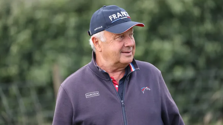 À Versailles, Thierry Touzaint devrait disputer ses derniers Jeux olympiques en tant que sélectionneur de l’équipe de France.