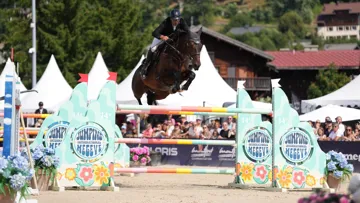 À Megève, Jean-Luc Mourier a brillamment remporté le Grand Prix du CSI 3*.