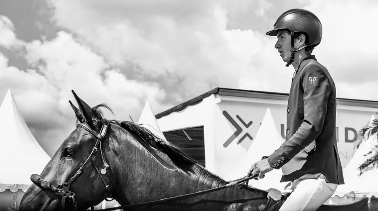 Agé de dix-neuf ans, William Ligier de la Prade fait partie des jeunes cavaliers français en pleine ascension sur la scène internationale.