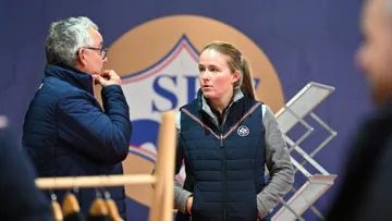 Chargée de mission aux approbations étalons et à l’appui technique au Stud-book Selle Français, Élisa Pautex incarne une nouvelle génération d’acteurs clés de la filière élevage.