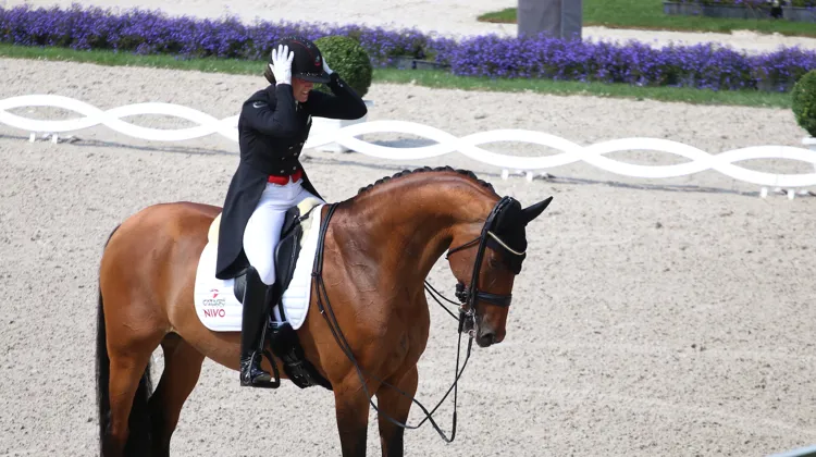 Cathrine Dufour et Vamos Amigos à la fin de leur Grand Prix