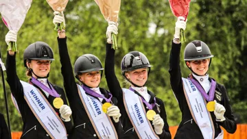 L’Allemagne s’est emparée de la médaille d’or par équipes des championnats d’Europe Poneys de dressage, cet après-midi, au Pôle européen du cheval au Mans.