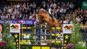 La dernière victoire de Kevin Staut en Grand Prix CSI 5* remontait au Saut Hermès en mars 2022, où il s’était imposé avec Cheppetta. 
