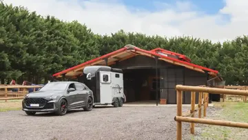 Depuis 1995, Cheval Liberté s’impose en France et en Europe avec ses équipements innovants, notamment ses vans et écuries adaptables. Retour sur trente et un ans de réussite d’une entreprise familiale vosgienne.