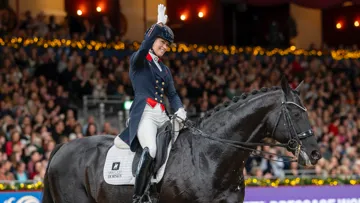 Aujourd'hui, Charlotte Fry a remporté son troisième succès dans le Grand Prix Libre en musique de Londres.