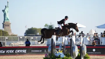 Après des victoires à Shanghai et Saint Tropez, Scott Brash et Hello Chadora Lady se sont cette fois imposés à New York !