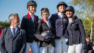 Sélectionneur des équipes de France Jeunes depuis 2011, y compris des Jeunes Cavaliers depuis 2019, Olivier Bost accompagne les jeunes générations depuis plus de dix ans.