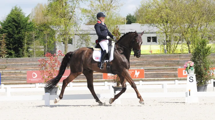 Sophie Wells et Valerius