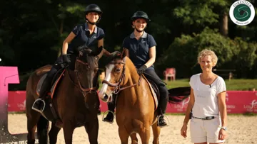 Marie Demonte et les deux gagnantes de la dernière édition