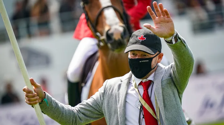Éric Lamaze lors de la parade des nations de l’Officiel de France. 