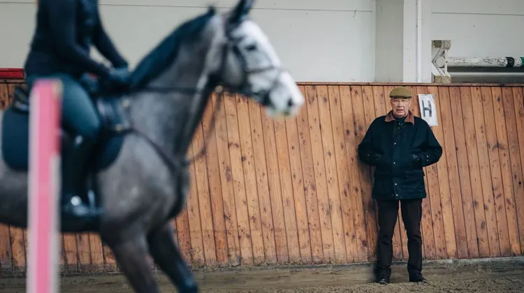 Le vice-champion olympique Albert Voorn partage régulièrement sa méthode lors de stages. 
