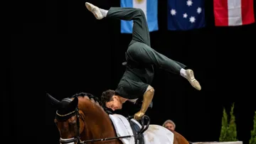 L'an dernier, Théo Gardies a glané la médaille d'or individuelle et la médaille d'argent collective lors des Championnats du monde FEI de Voltige, à Berne.