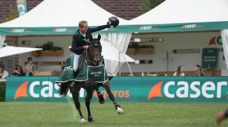 Après la victoire de la Néerlandaise de vingt-trois ans Sanne Thijssen, hier dans le Grand Prix, Gilles Thomas a lui aussi prouvé aujourd'hui que les jeunes pouvaient rivaliser avec leurs aînés. 