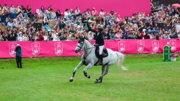 Sophie Hinners a mené Munin à la victoire dans le derby de Dinard