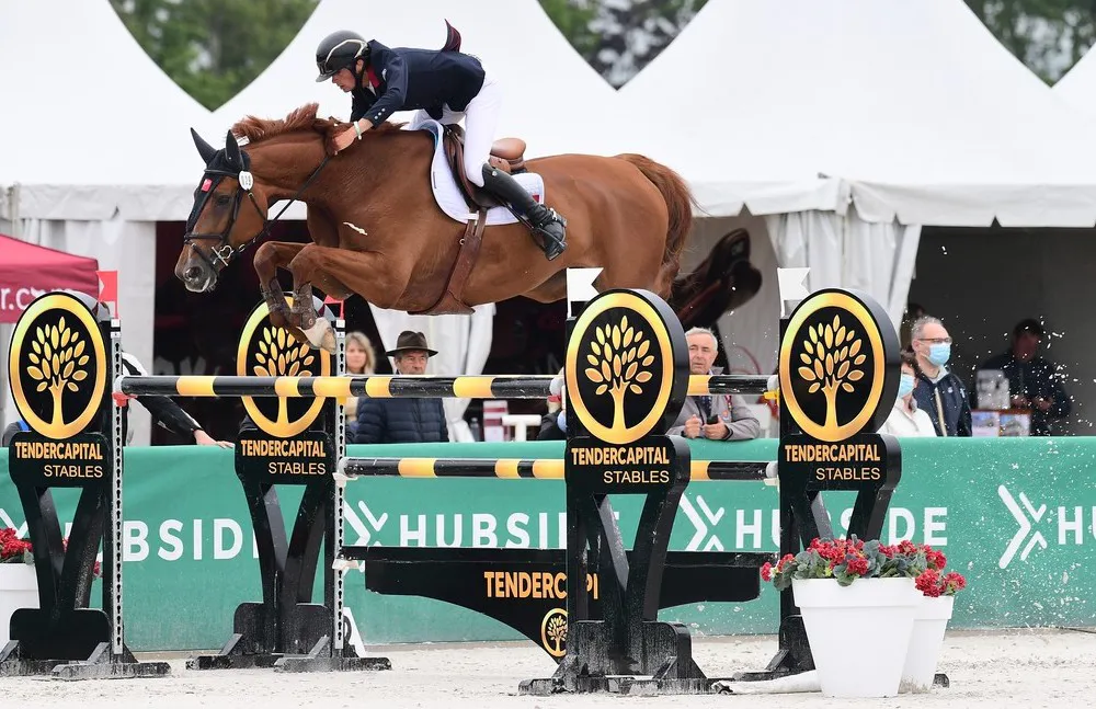 Antoine Ermann et Azur du Vinnébus.