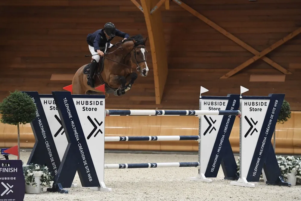 Jean-Luc Mourier et Kielekoo van T et L sur le dernier obstacle.