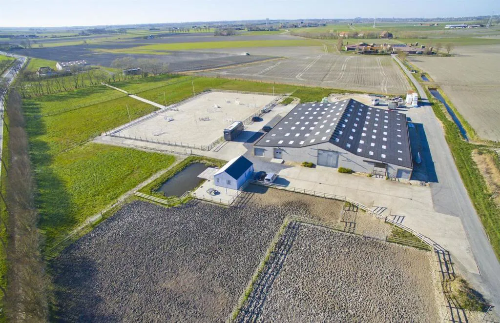 Après une première structure en Belgique en 2015, Benjamin Robert a ouvert, en octobre, une nouvelle écurie près de Veurne. 