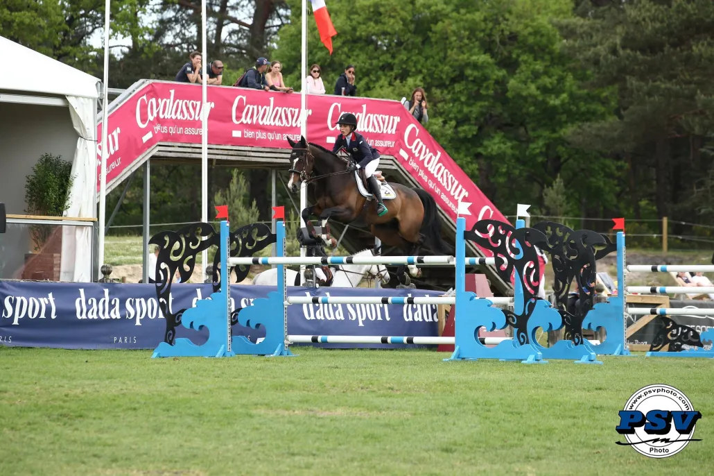 Taisie de Gruchy et Live the Life dominaient le début du Challenge.
