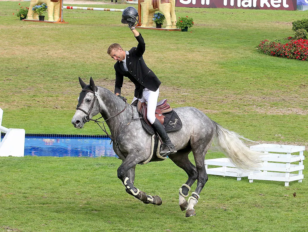 La joie d'Alexis Gourdin, champion avec Ekano DKS