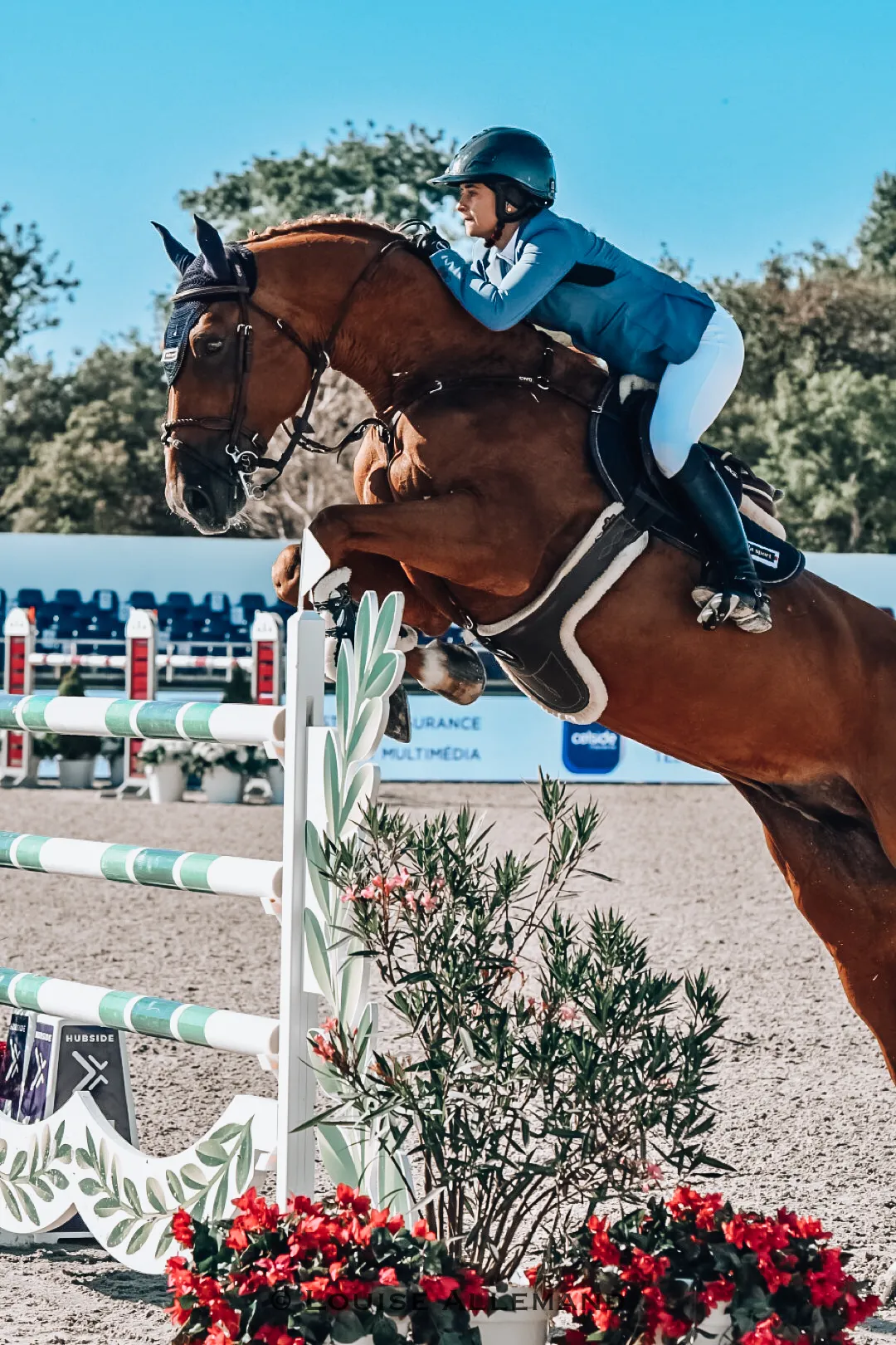 Jeanne Sadran et Unforgettable Damvil, avec qui elle terminé vingtième en individuel aux championnats d'Europe Juniors en 2019.