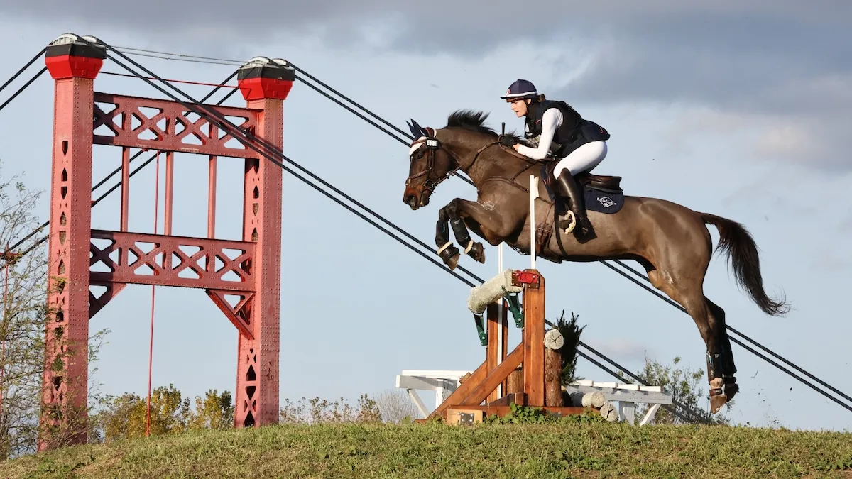 Julie Simonet et Sursumcord’Or ont décroché leur première victoire internationale au CCI 4*S du Pouget, le week-end dernier.