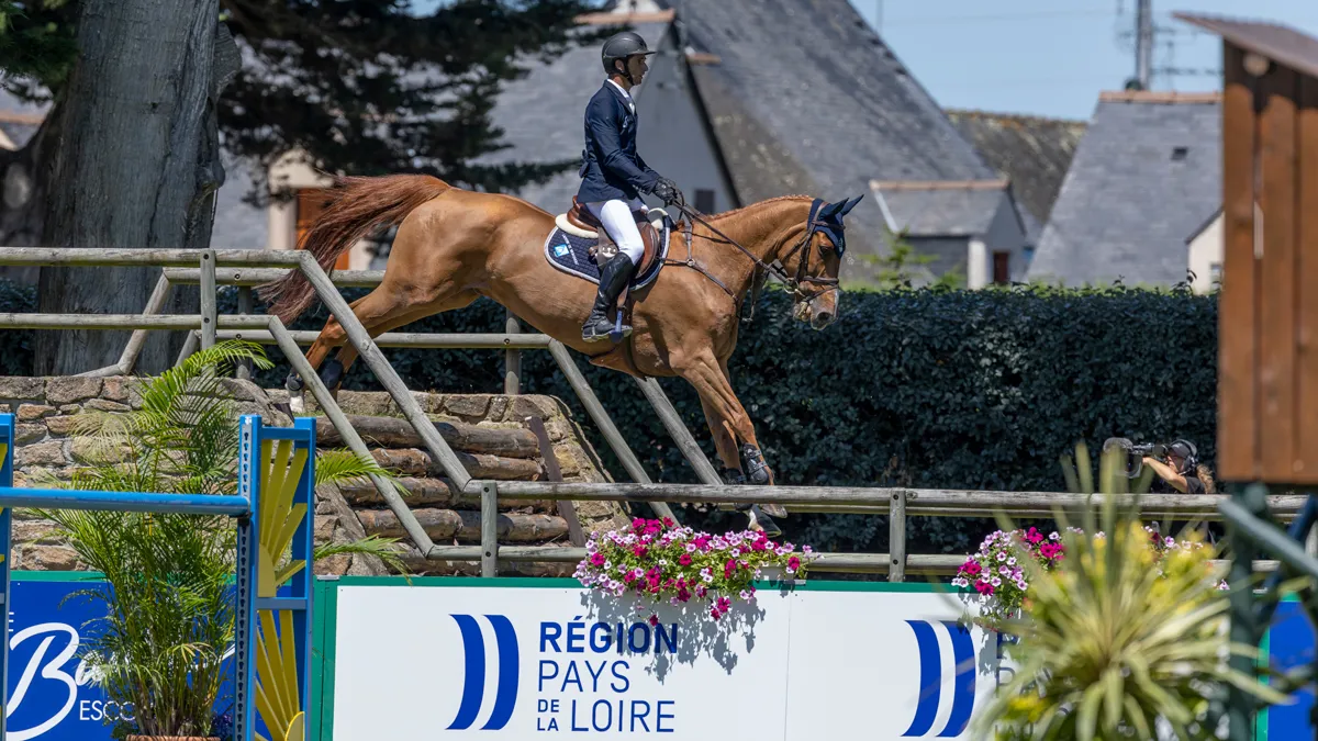 Julien Gonin, premier à s’élancer, a signé un sans-faute impeccable avec Caprice de Guinfard, finalement deuxième.