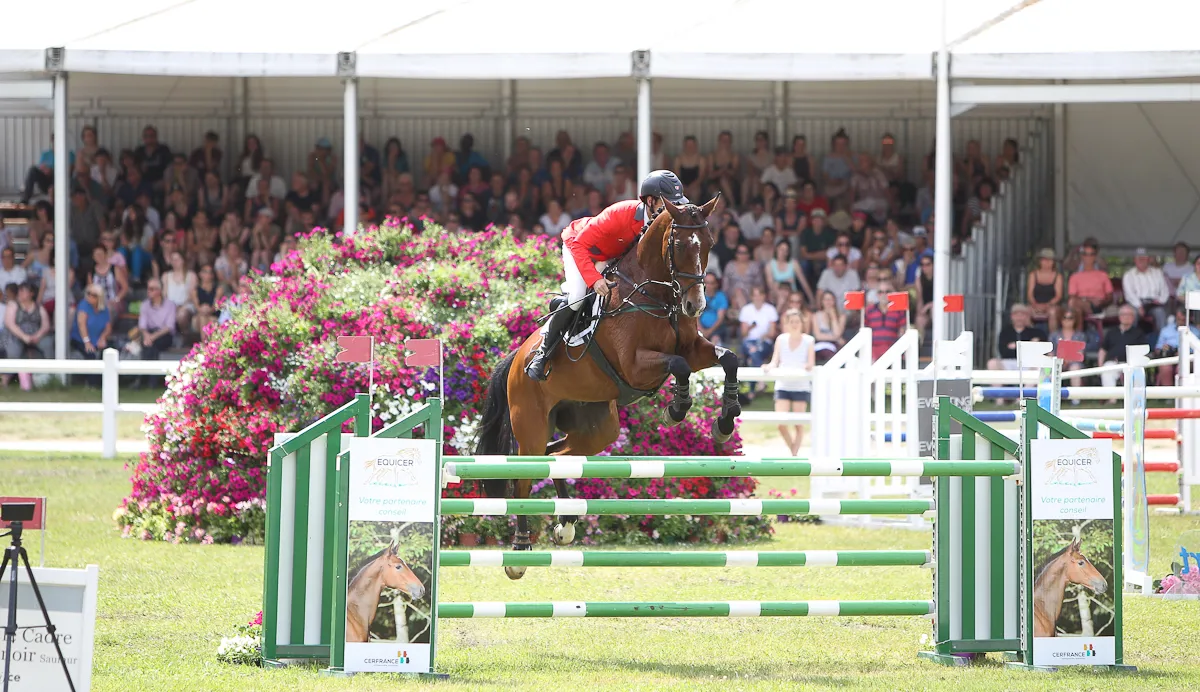 Onfire offre une belle victoire à Felix Vogg