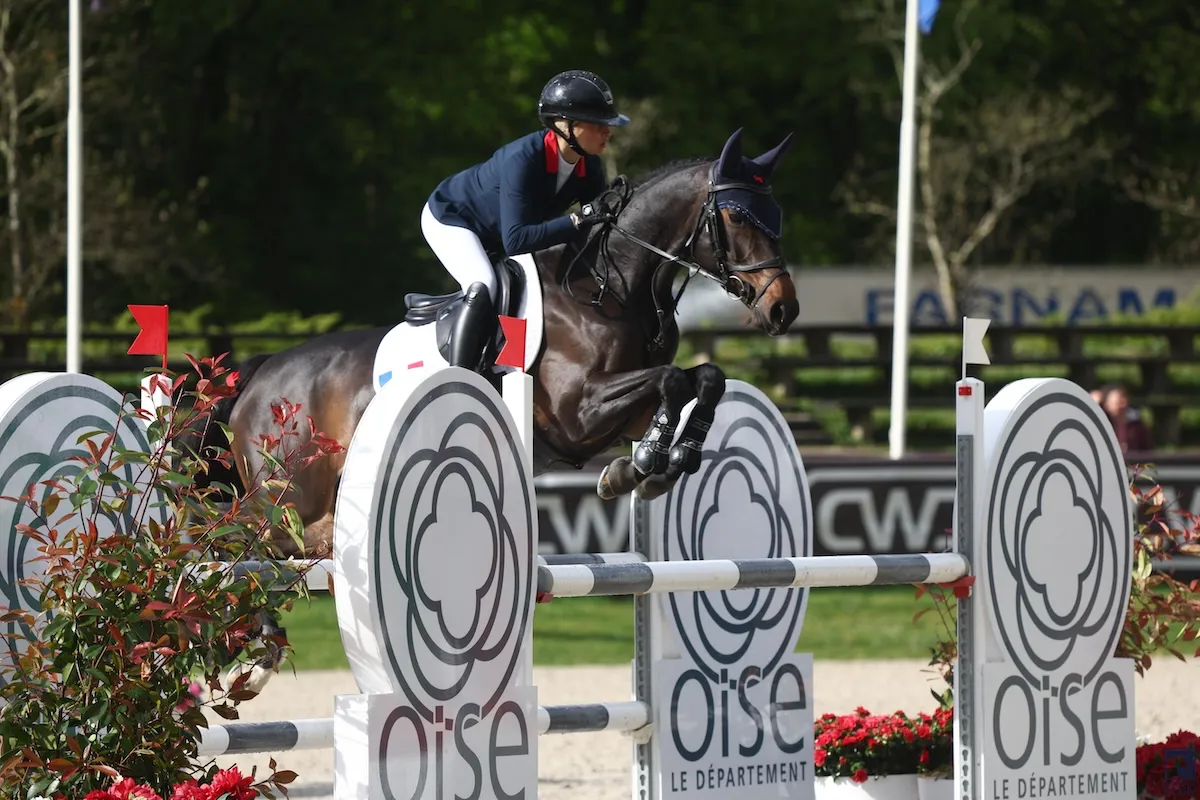 Après leur troisième place hier dans la Coupe des nations, Brune Faivre et Énigme des Près ont fini au pied du podium dans le Grand Prix du CSIO Poneys de Compiègne.