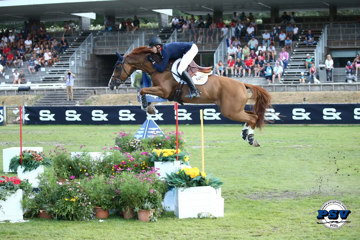 En tête de la compétition individuelle, Harry Charles est d'ores et déjà médaillé d'or par équipes.