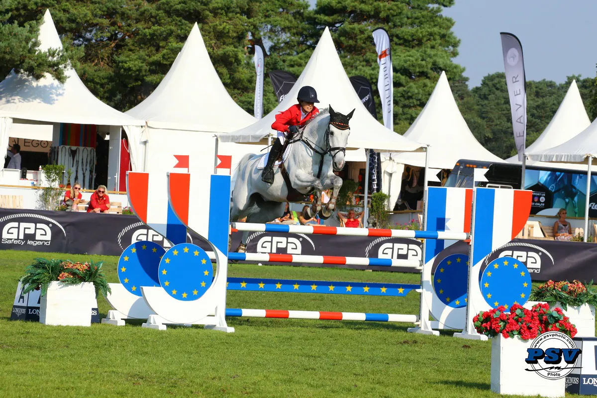 Déjà à l'honneur lors du Spring Break de GRANDPRIX CLASSIC, Chiara Reyer repart cette fois de Fontainebleau avec deux médailles.
