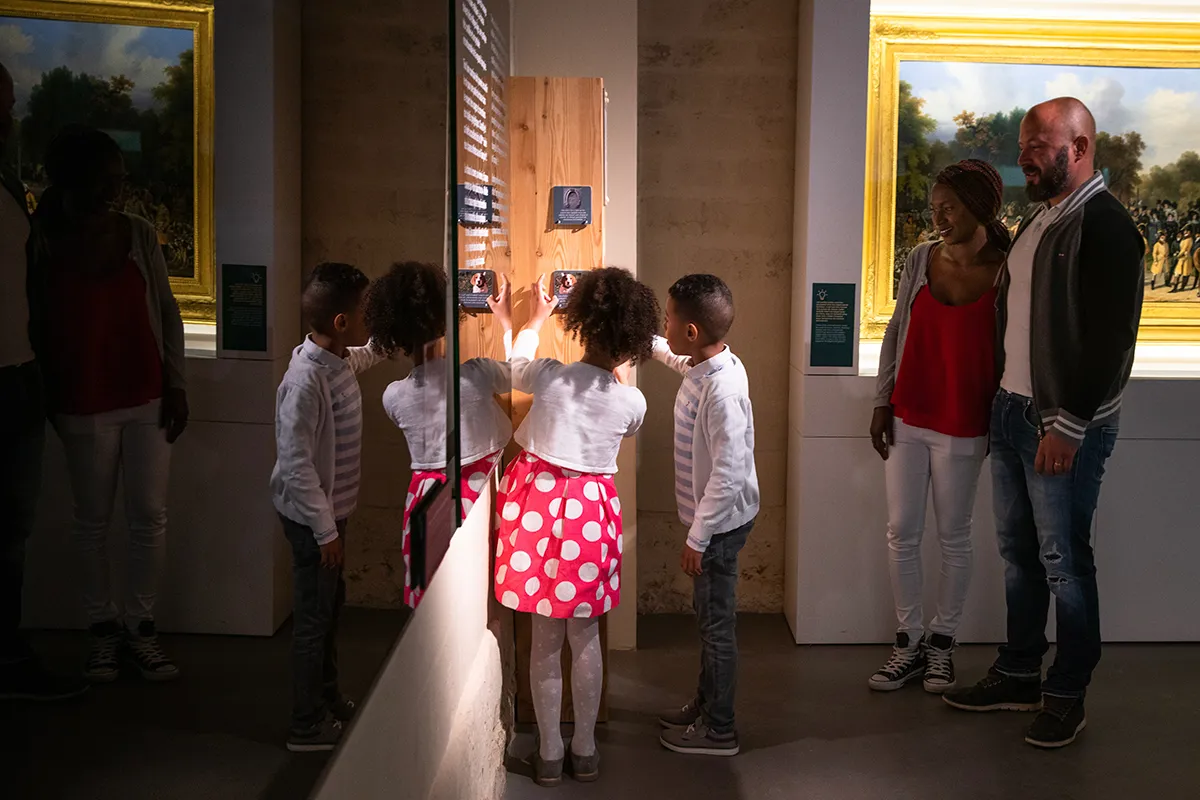 La nouvelle scénographie se veut interactive.